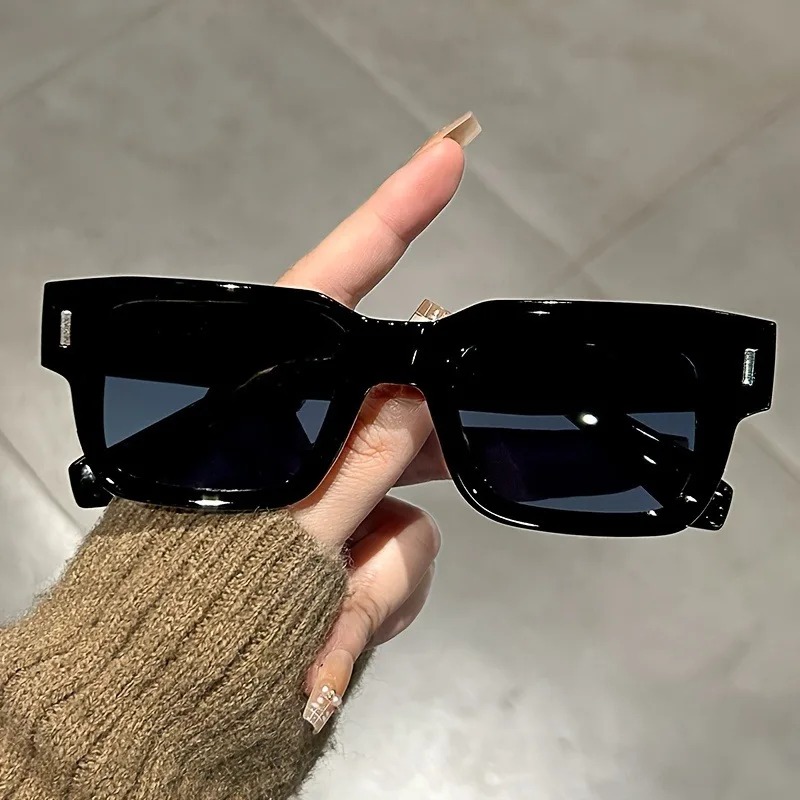 Luxurious Rectangle Sunglasses - đánh giá và giá Luxury Lifestyle Men